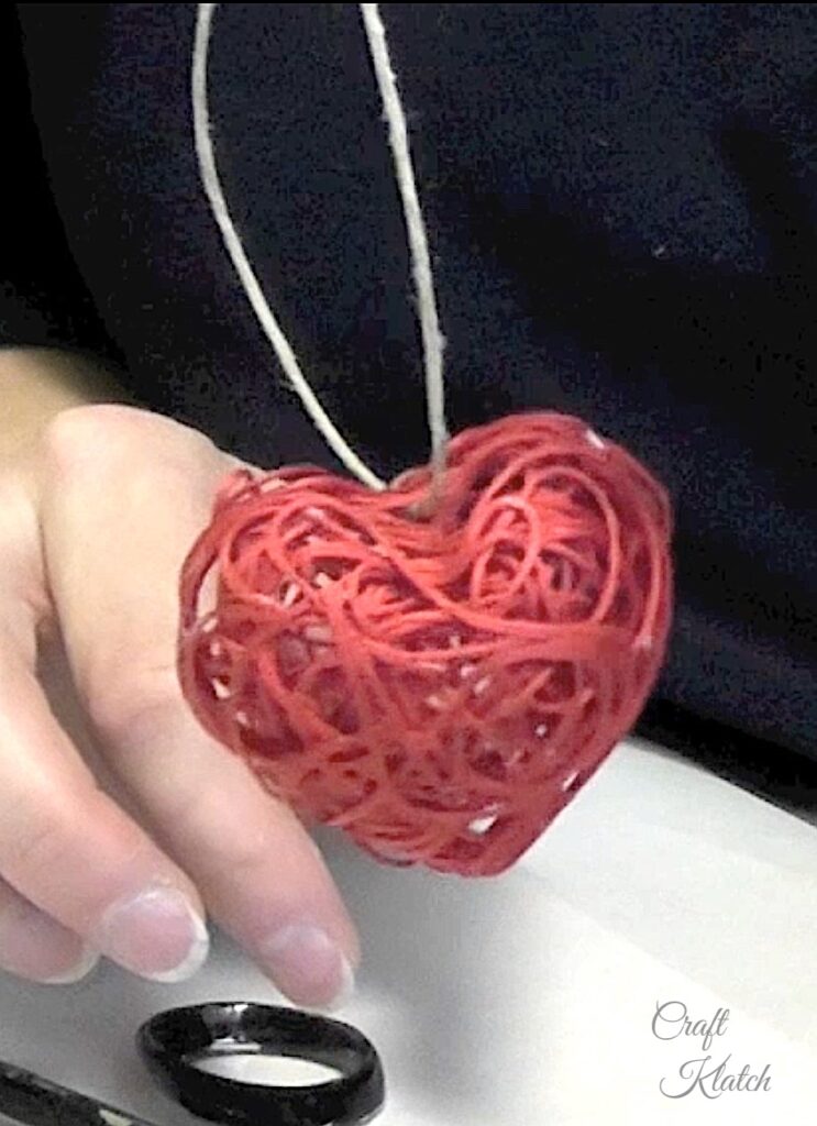 STRING ART ORNAMENTS — Hearts for the Arts