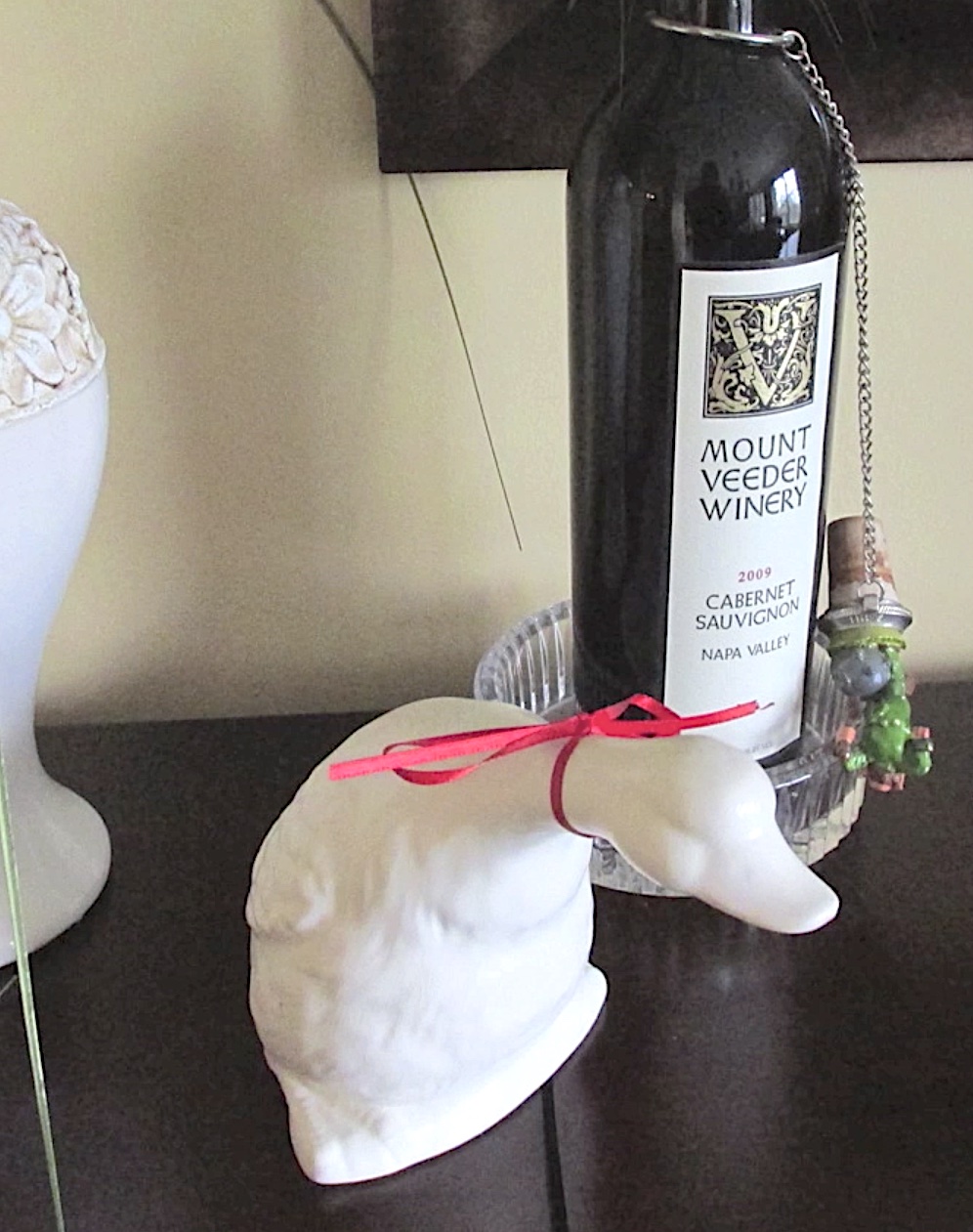 Duck Tale DIY Thrift Store KnickKnack Redo [Video] Craft Klatch