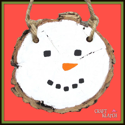 Learn how to make and Easy Snowman Play for Christmas! christmas, christmas gift, craft, craft ideas, crafting, crafting with nature, crafts, diy, easy, idea, ideas, inexpensive, snowman, snowman plaque,