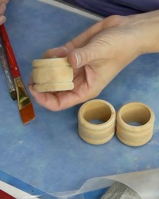 Unfinished napkin rings