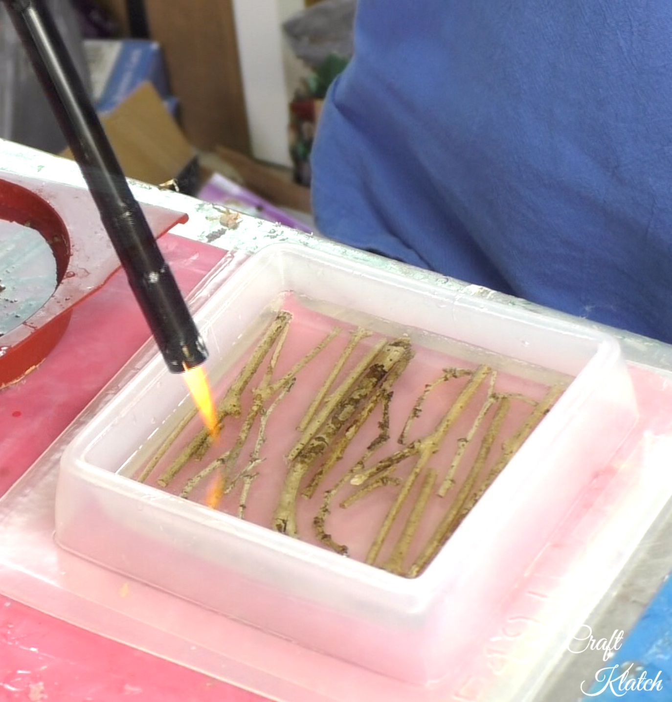 How To Make A Resin Coaster with Twigs in 9 Easy Steps! Craft Klatch