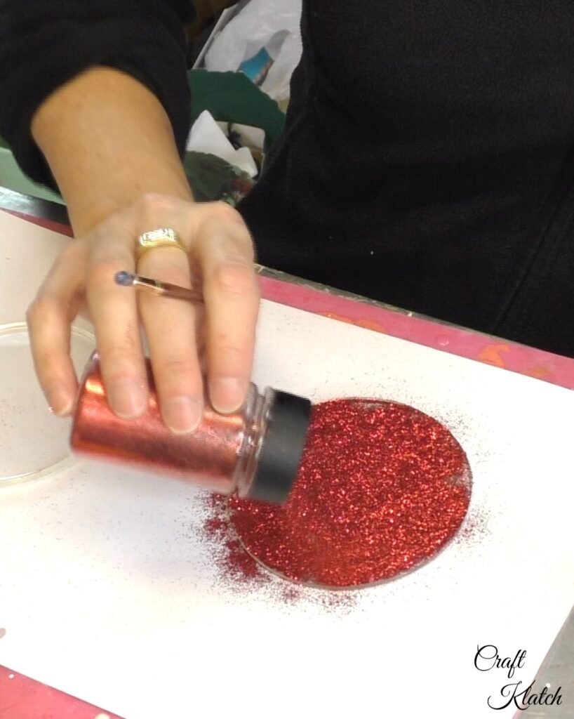 Pour fine red glitter all over glitter heart