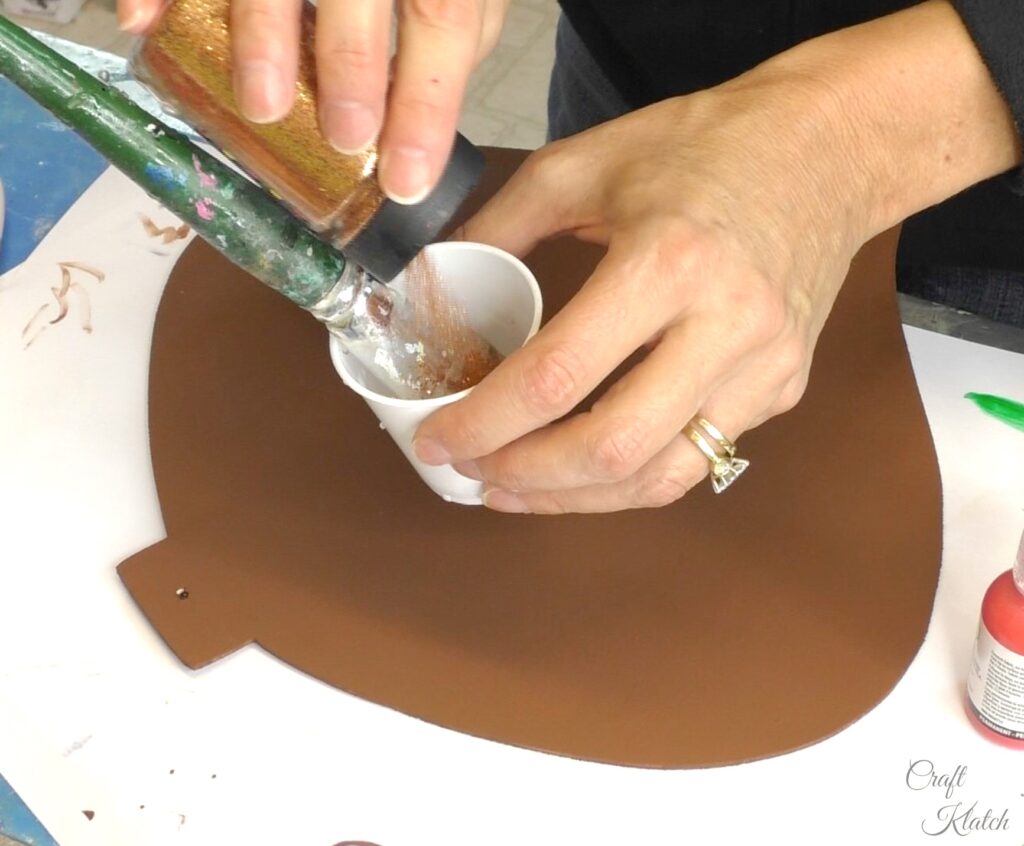 Adding copper glitter to matte varnish