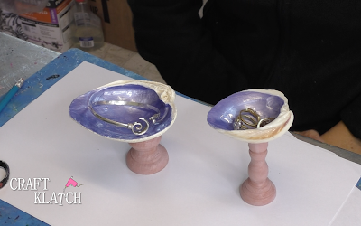 Seashell craft ideas! Create home decor using seashells. #craftklatch #homedecor #storage #organization #organize #diy #seashells #beach #beachcrafts #howto #crafts #crafting