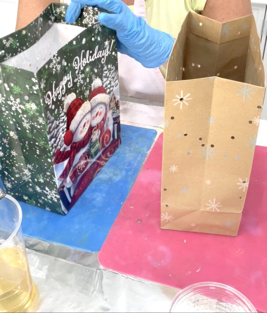 Put gift bags on silicone mat