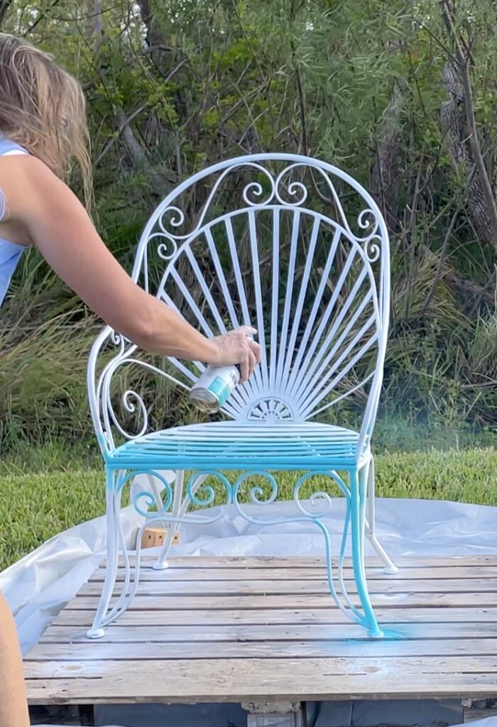 Spraypainting rusty furniture with rustoleum seaside spraypaint
