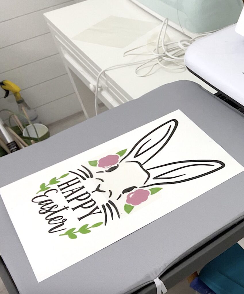 HTVRONT Easter bunny on paper