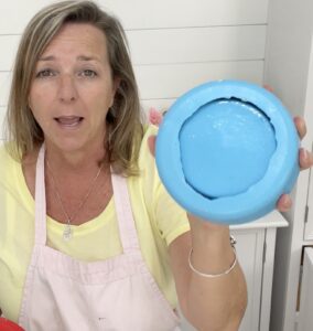 Resin Molds: Which to use and how to use them! - Craft Klatch