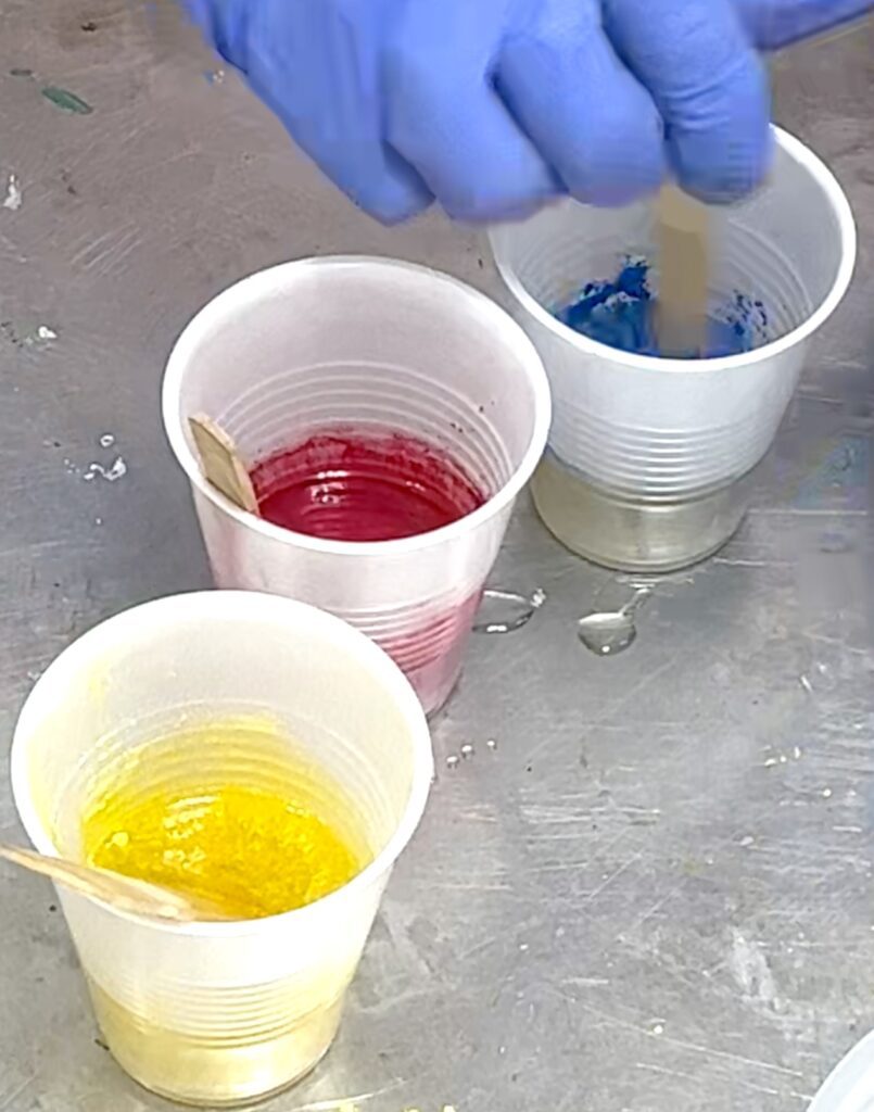 Mixing Resiners mica powders into the resin show I can show how to color-blend resin coasters