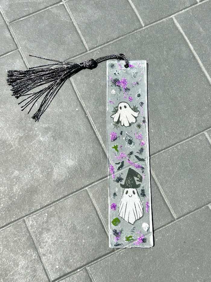Finished DIY book mark for Halloween