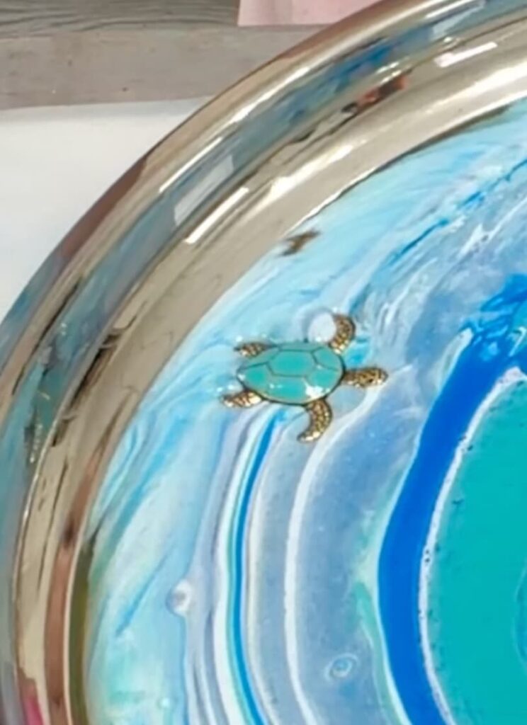 Turtle charm in in resin ocean art tray