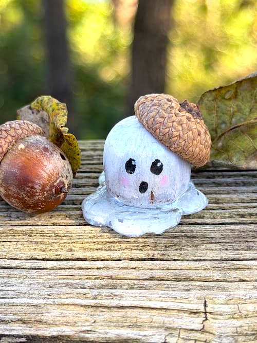 Finished DIY ghost decoration